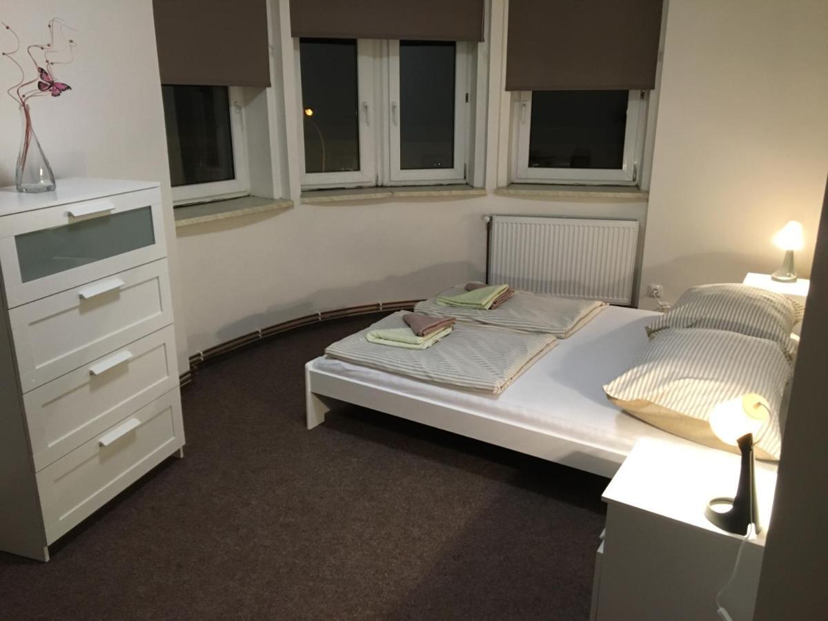 Apartmany U Muzea ديشين المظهر الخارجي الصورة